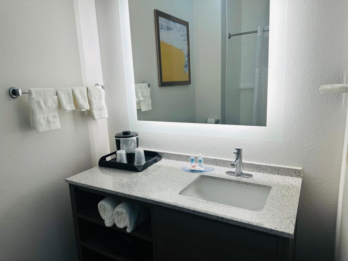 Comfort Inn & Suites Wylie Buitenkant foto